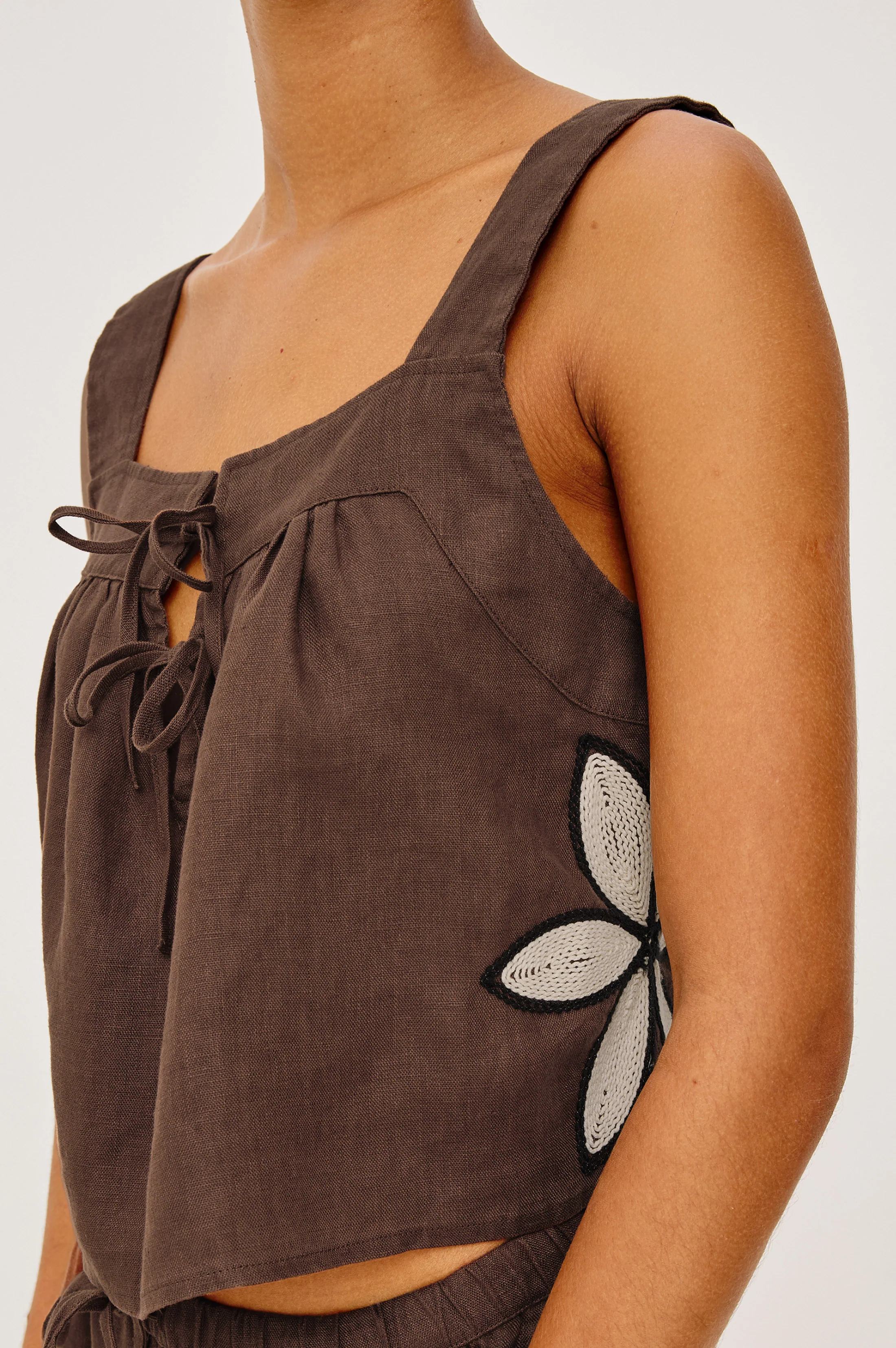 CALAIS TOP - COCOA FLORAL EMBROIDERY - Image 3