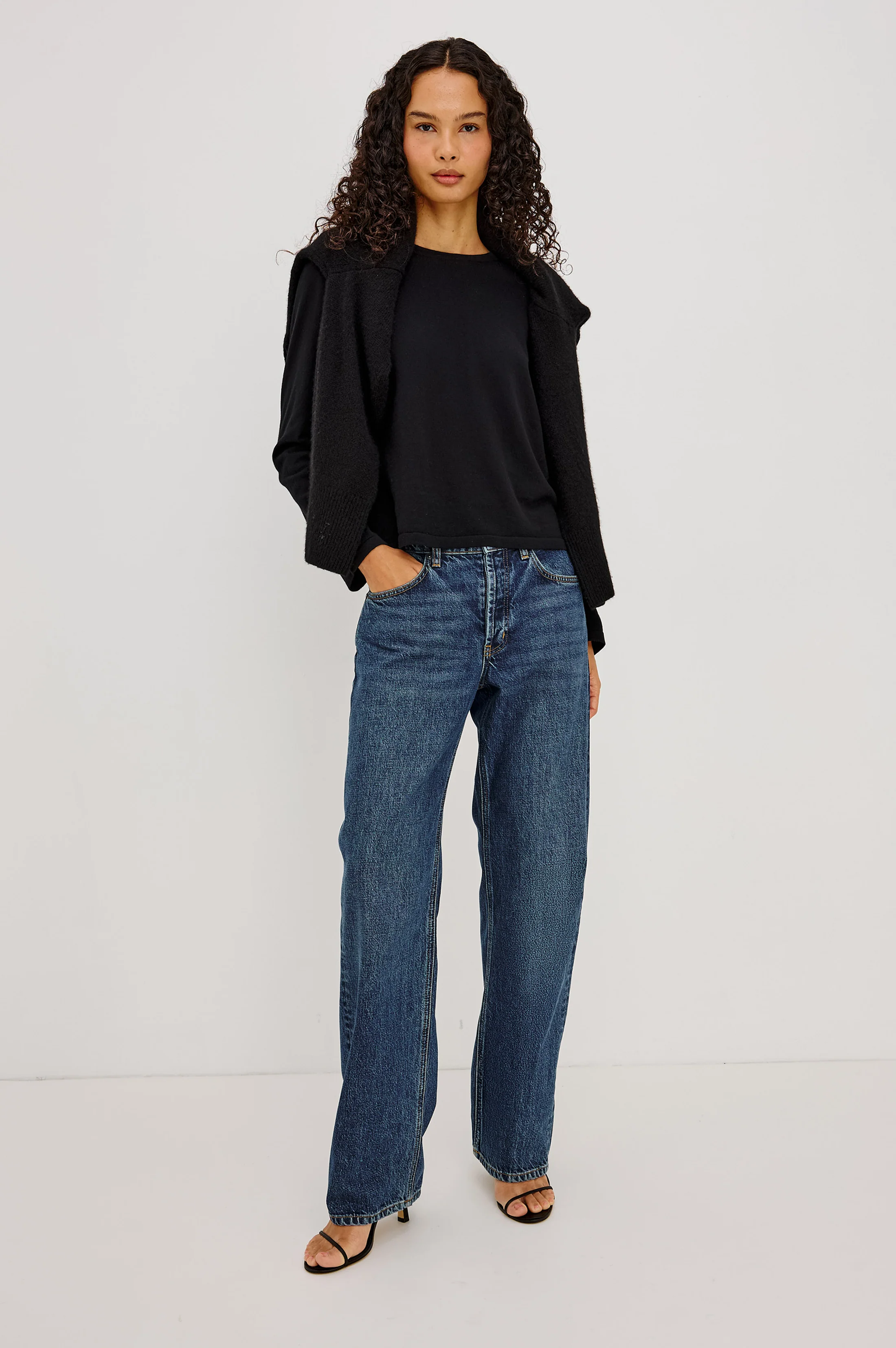 COTTON CASHMERE LONG SLEEVE T-SHIRT - BLACK - Image 3