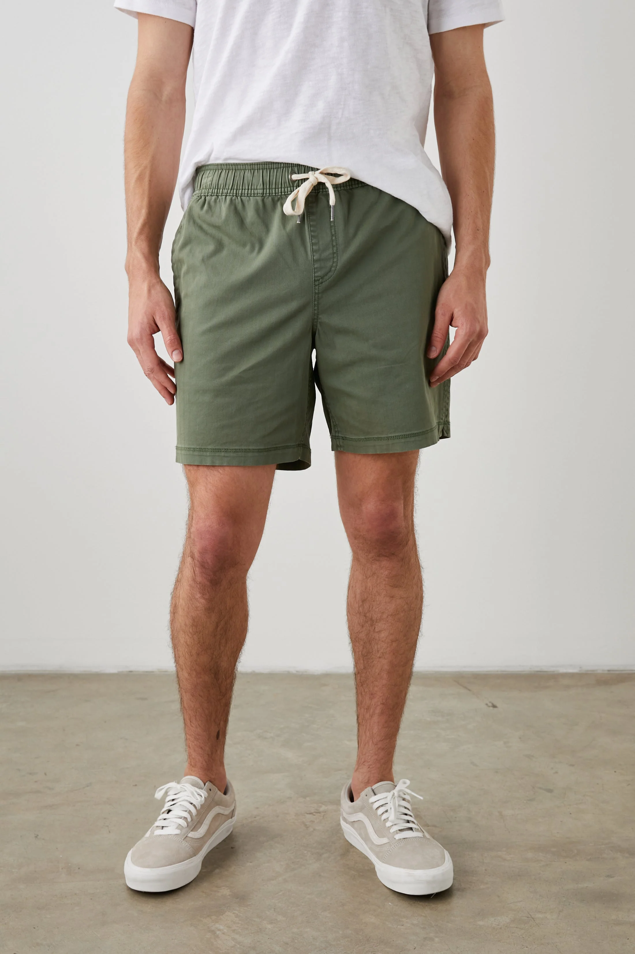 CRUZ SHORT - SPRING OLIVE - Image 6