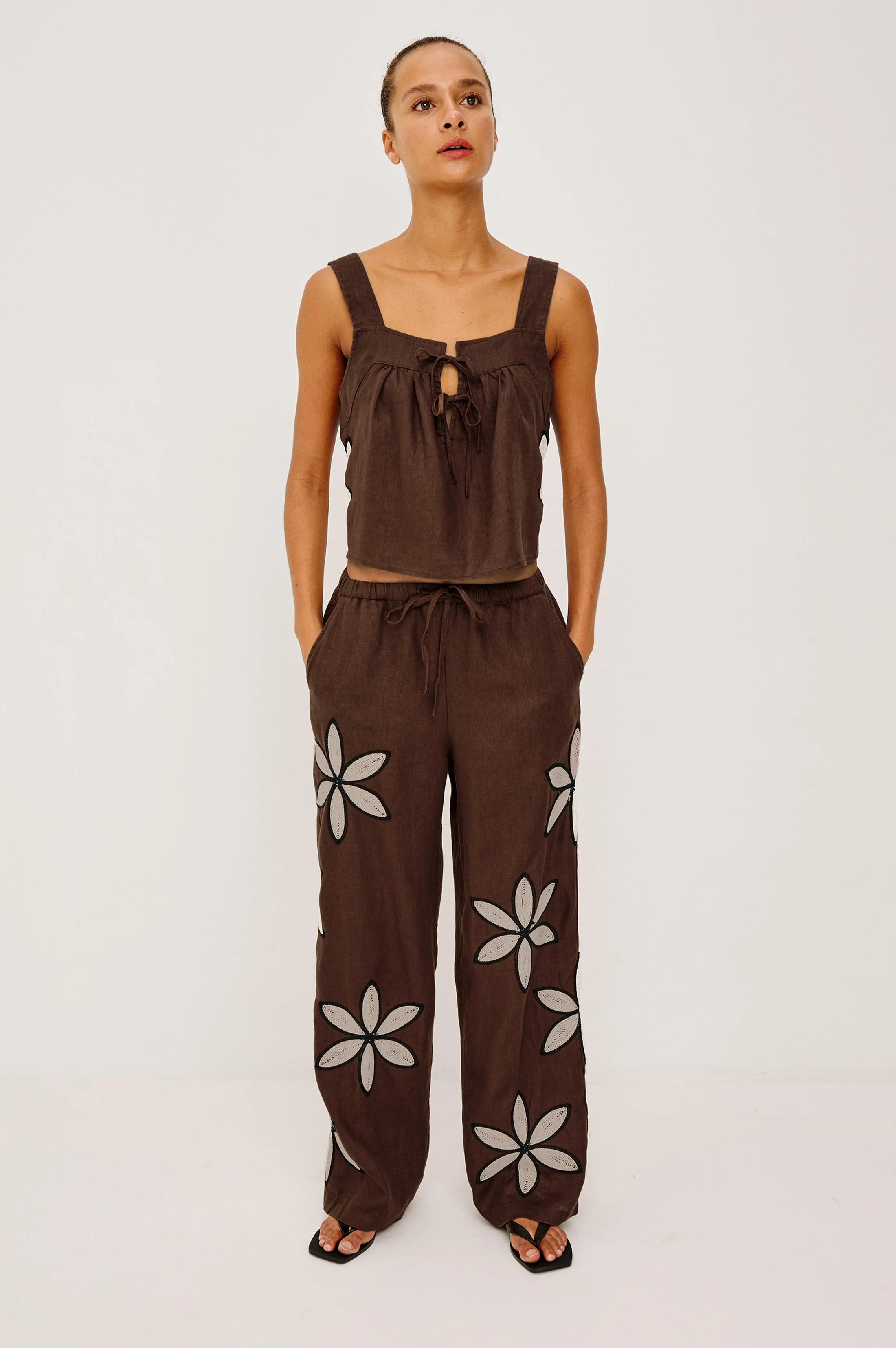 EMMIE PANT - COCOA FLORAL EMBROIDERY - Image 3