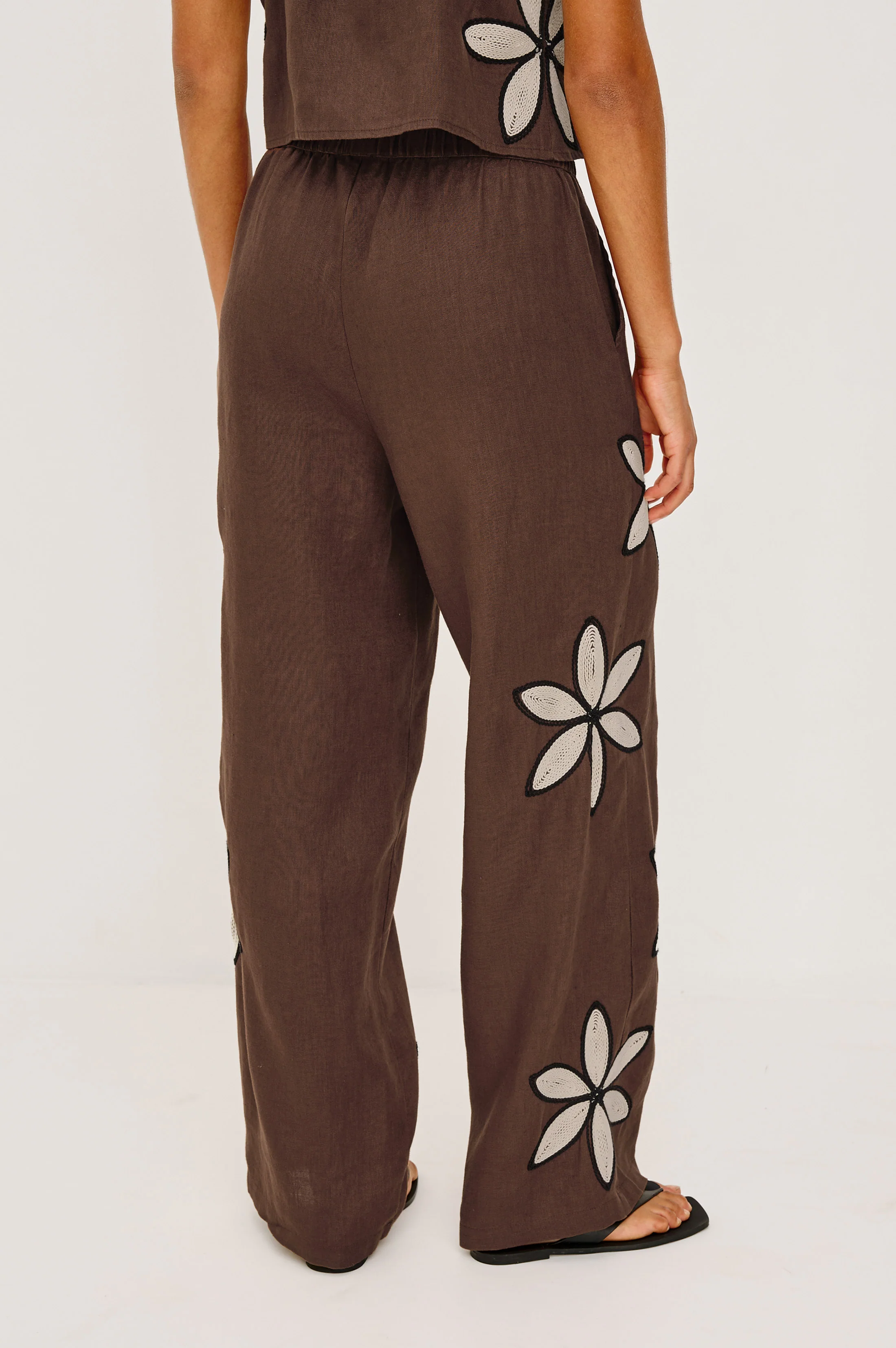 EMMIE PANT - COCOA FLORAL EMBROIDERY - Image 4