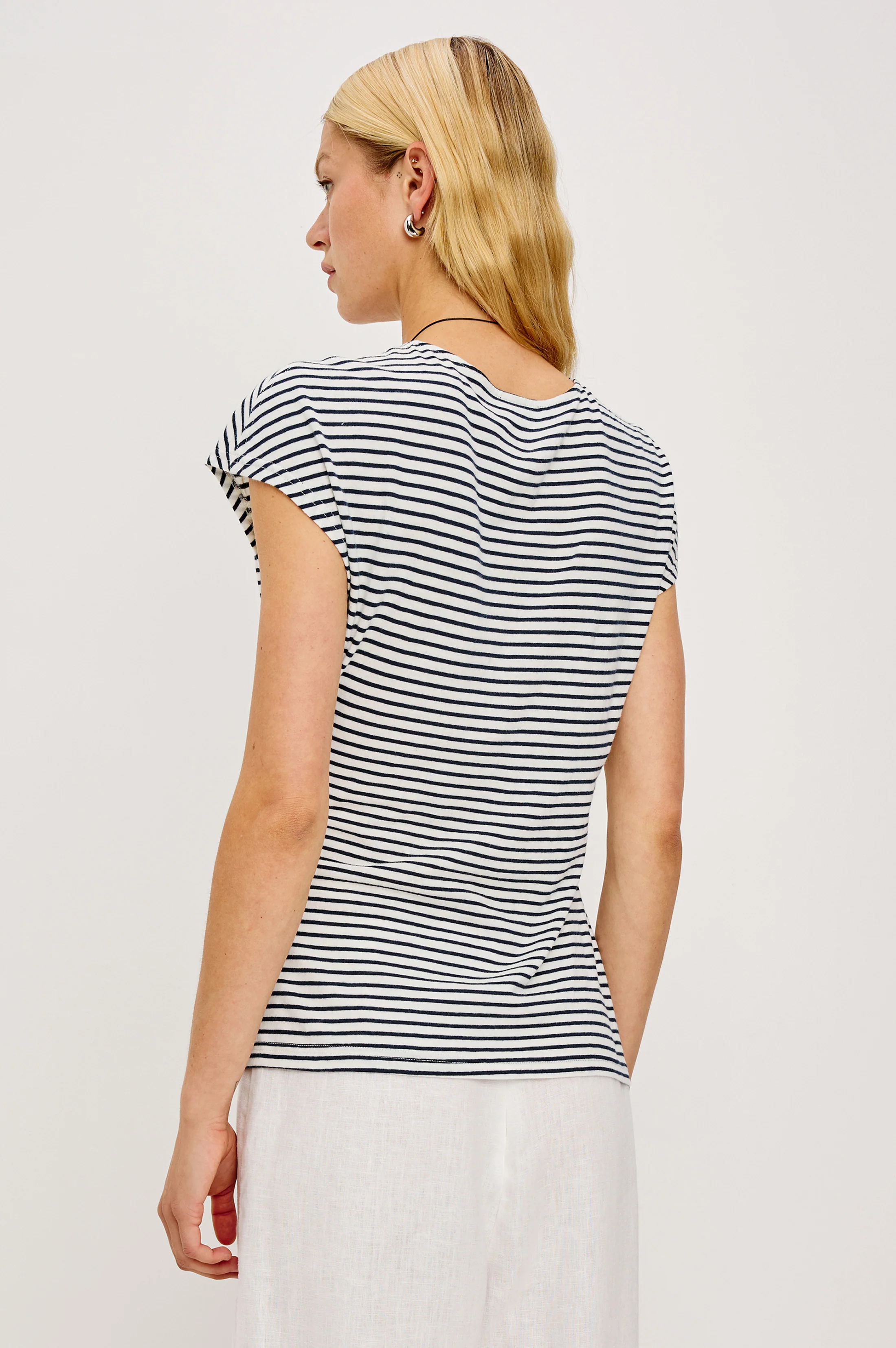 GABBIE TOP - IVORY NAVY MICRO STRIPE - Image 4