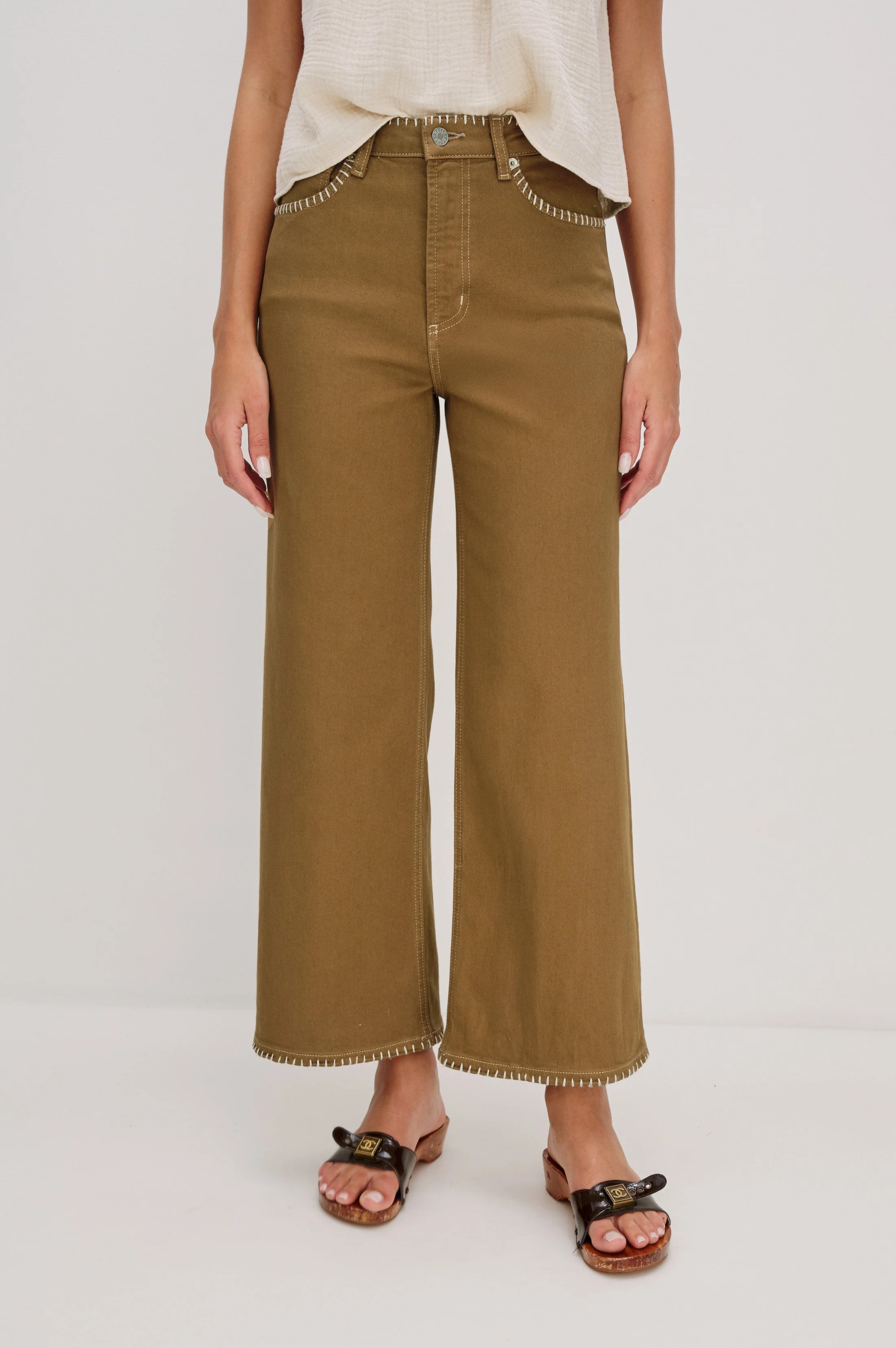 GETTY CROP WIDE LEG - SAFARI EMBROIDERED