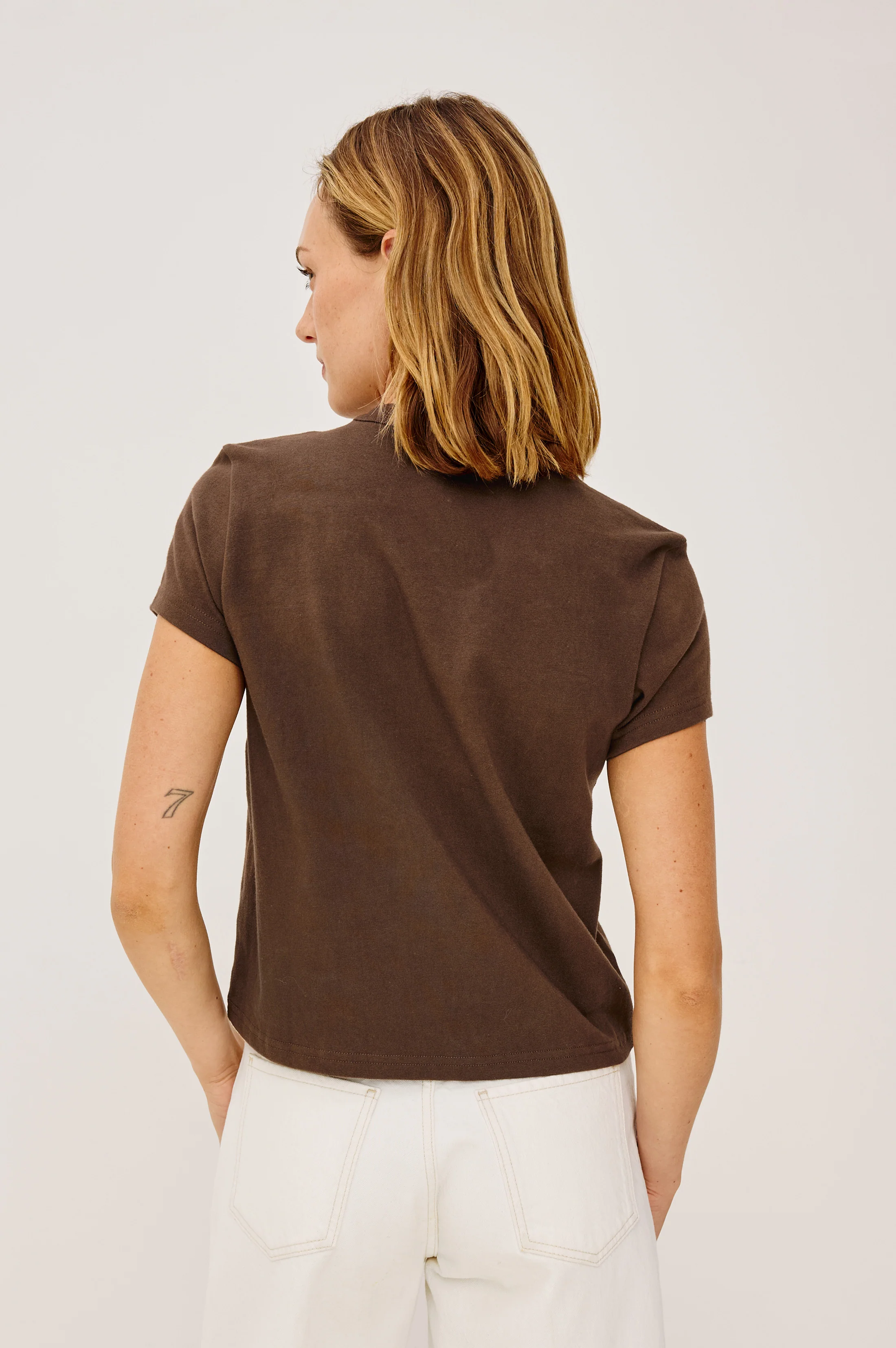 GIRLFRIEND T-SHIRT - ESPRESSO - Image 5