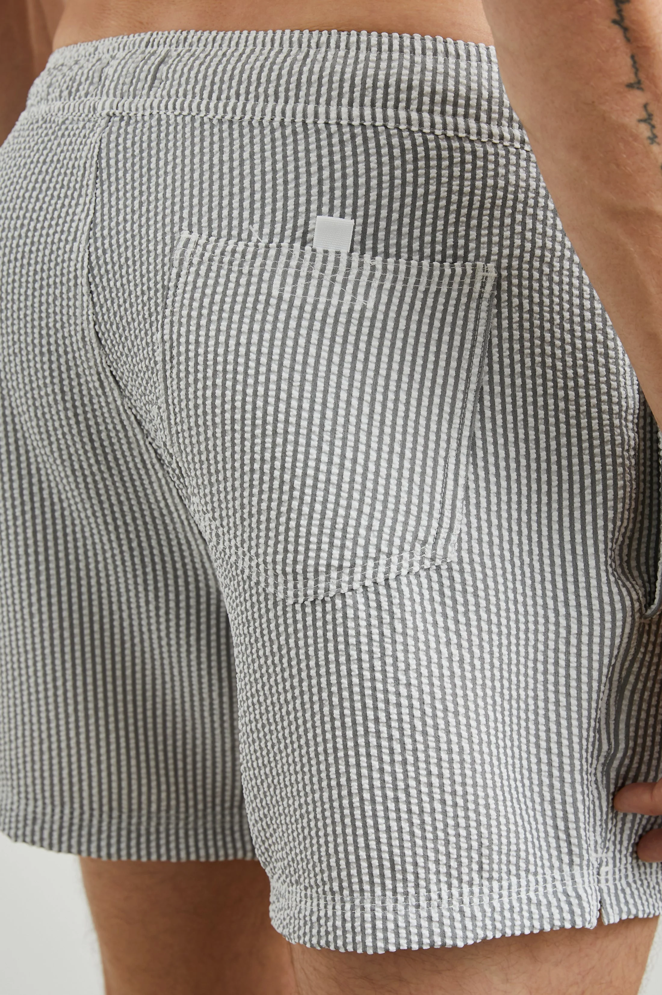 LA BREA SWIM SHORT - FADED SEERSUCKER - Image 2