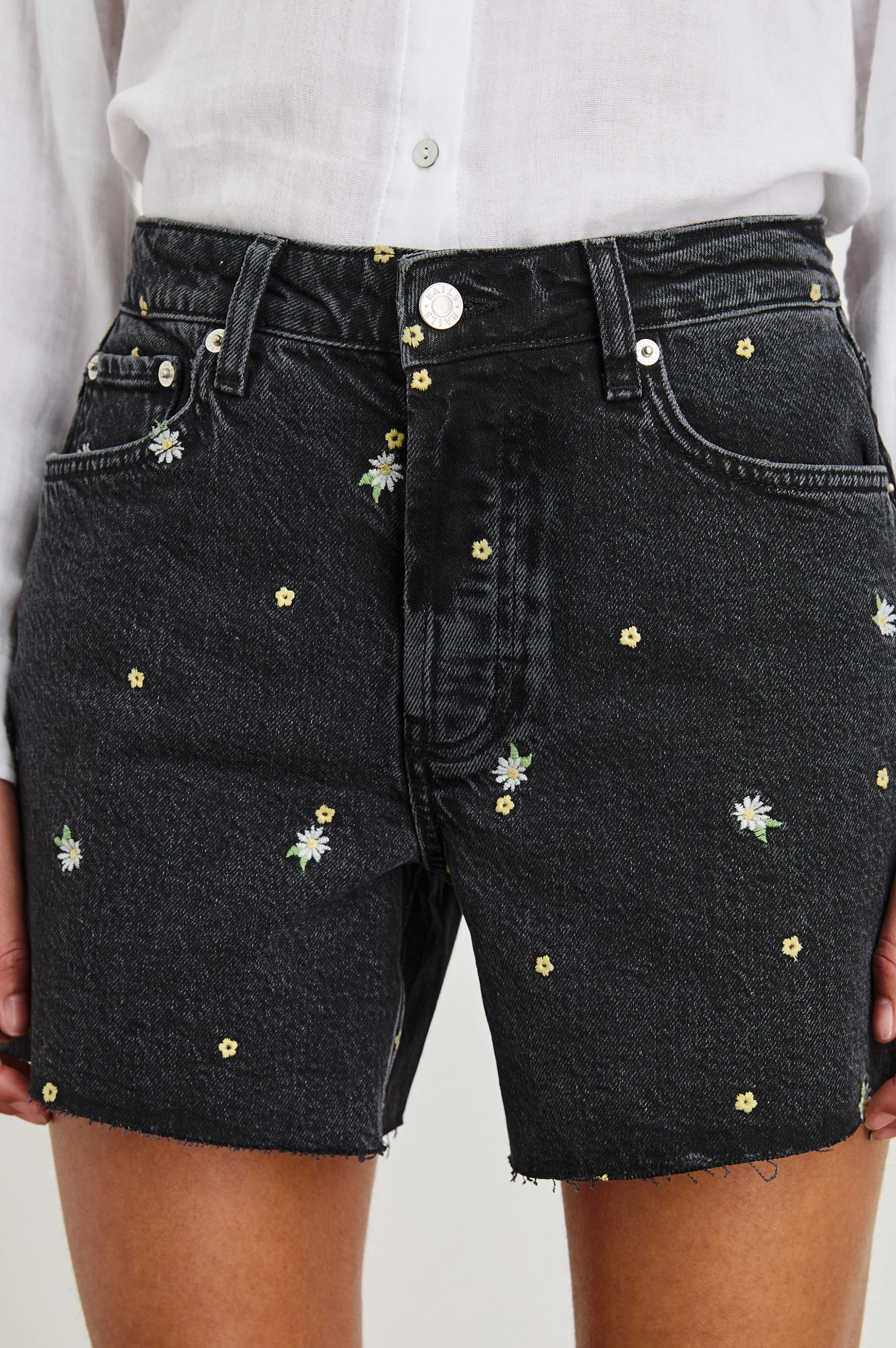 MESA SHORT - ASH BLACK FLORAL