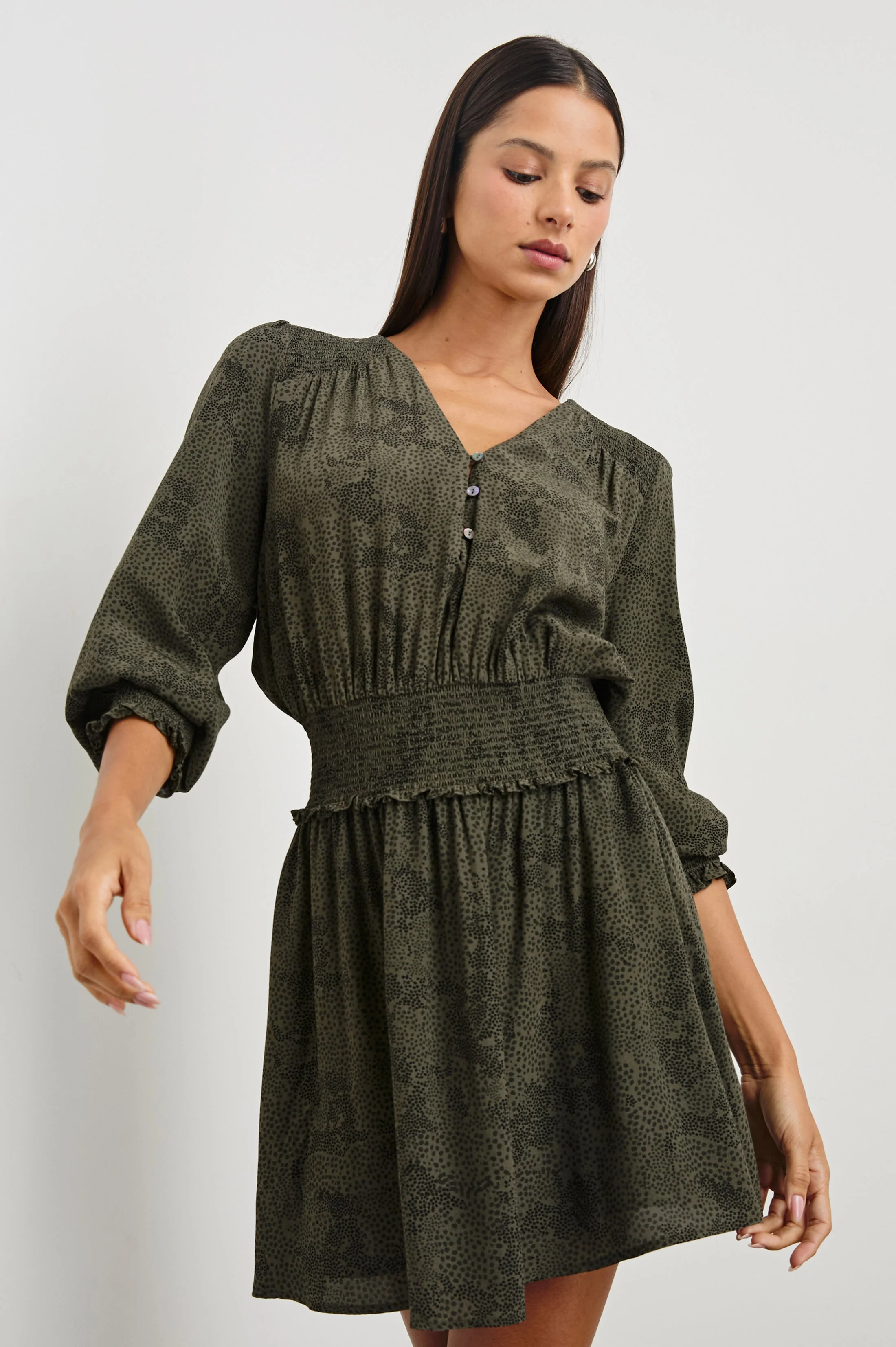 ZANA DRESS - OLIVE PEBBLE - Image 4